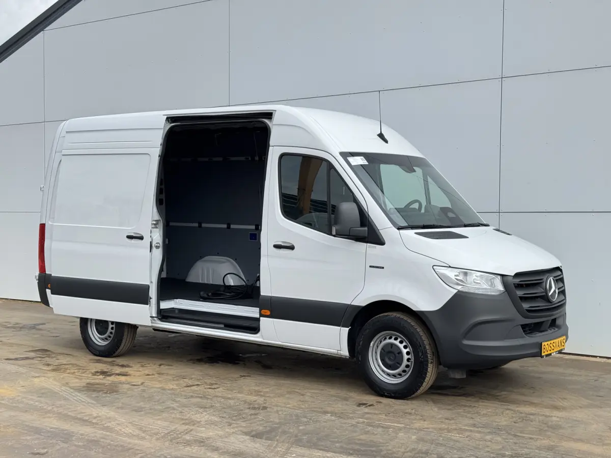 314 Pro 81kWh L2H2 313km WLTP 2000kg Trekvermogen 115kw Snelladen Adaptieve Cruise Widescreen Camera