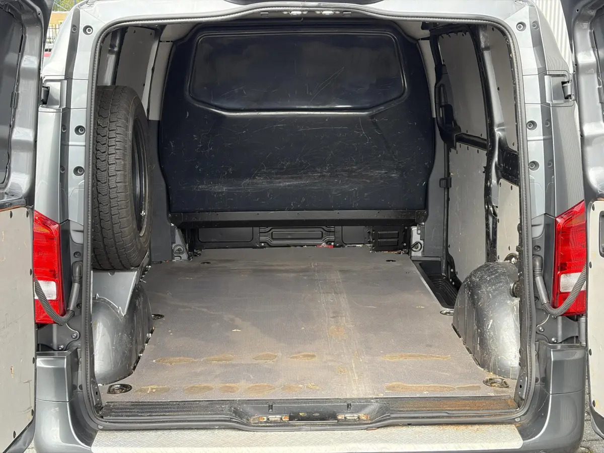 114 CDI*NAVI*ECC*CAM*CRUISE*HAAK*TEL*LEER*LMV*