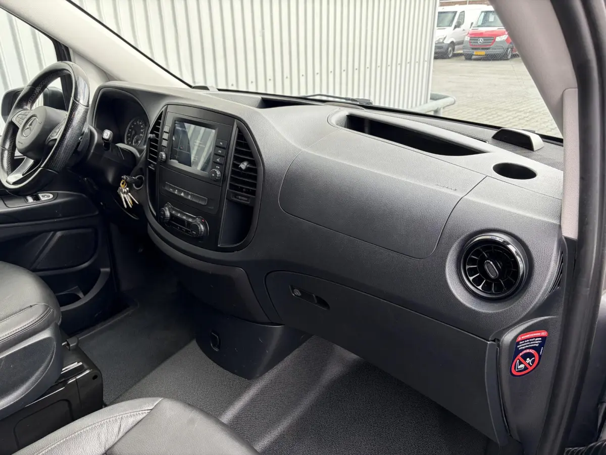 114 CDI*NAVI*ECC*CAM*CRUISE*HAAK*TEL*LEER*LMV*