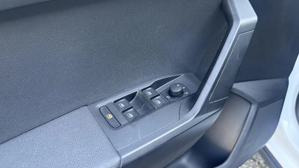 1.0 TSI Style Business Intense