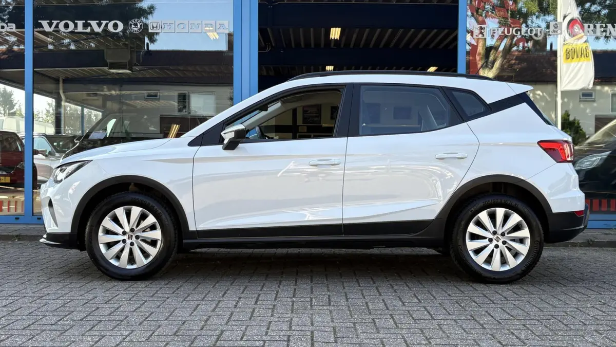 1.0 TSI Style Business Intense