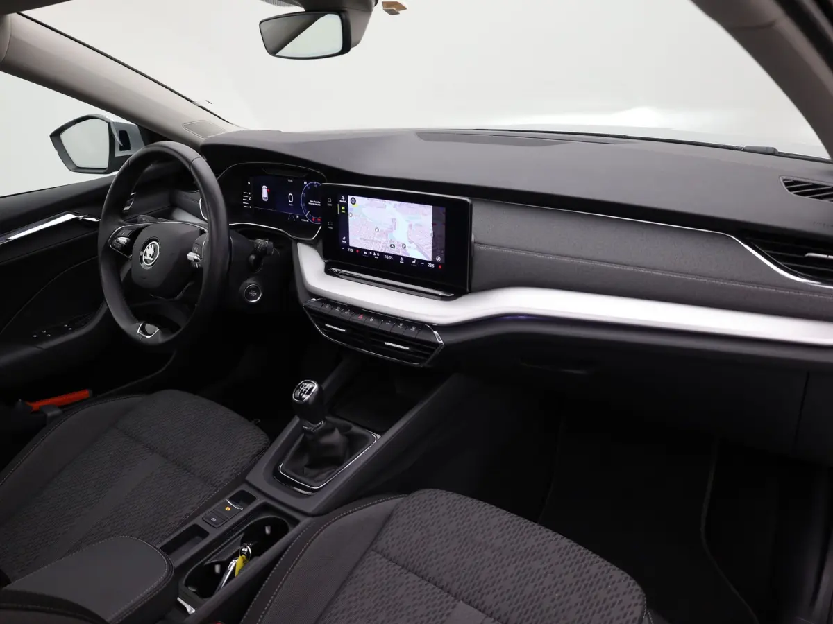 1.0 TSI Business Edition Plus | Panodak | Trekhaak elk. wegkl. | Camera | Elk. A-klep | Prijs Rijklaar!!