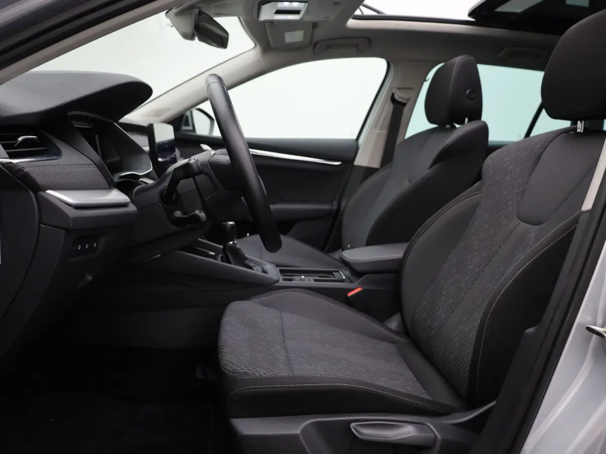 1.0 TSI Business Edition Plus | Panodak | Trekhaak elk. wegkl. | Camera | Elk. A-klep | Prijs Rijklaar!!