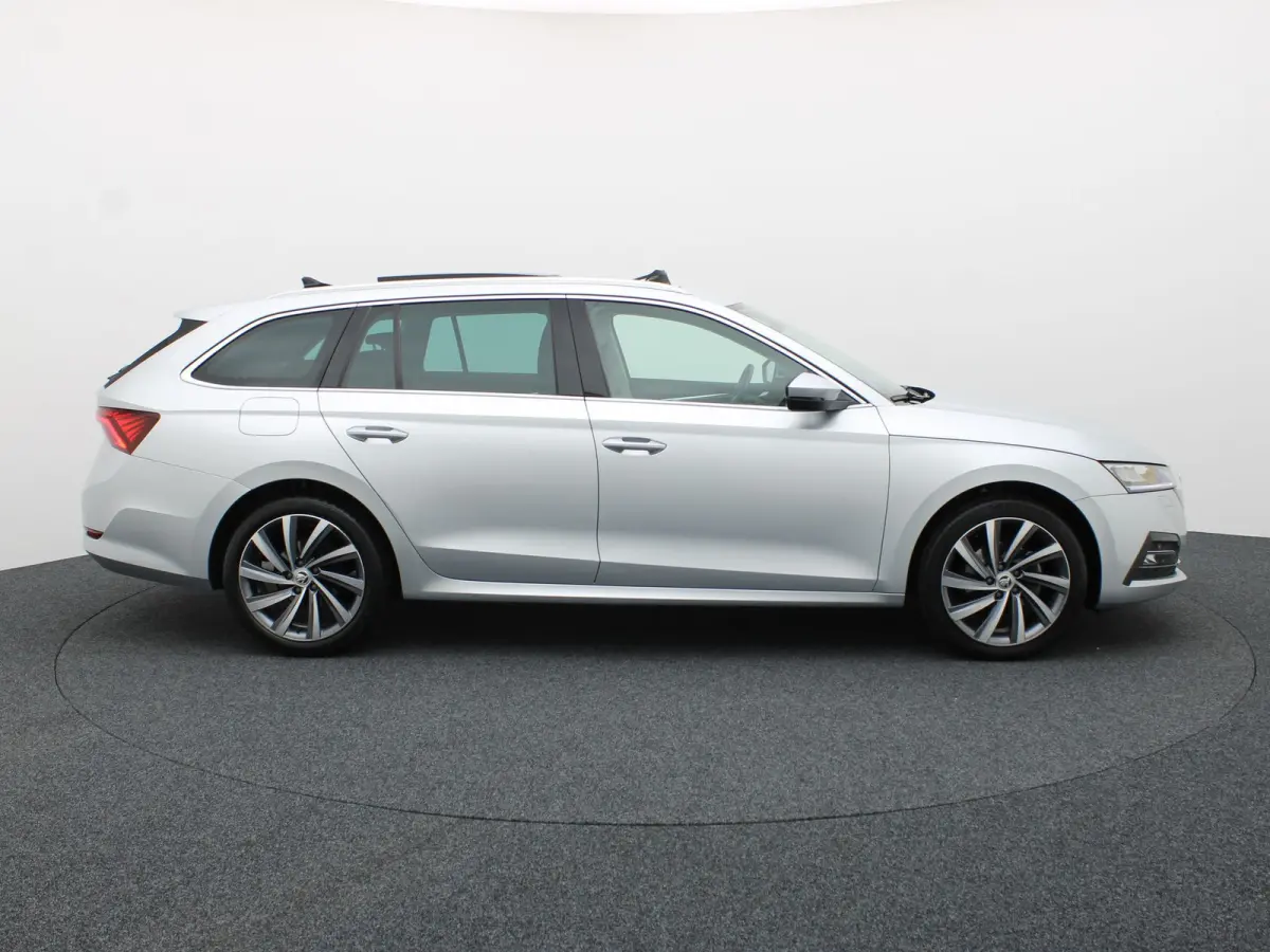 1.0 TSI Business Edition Plus | Panodak | Trekhaak elk. wegkl. | Camera | Elk. A-klep | Prijs Rijklaar!!