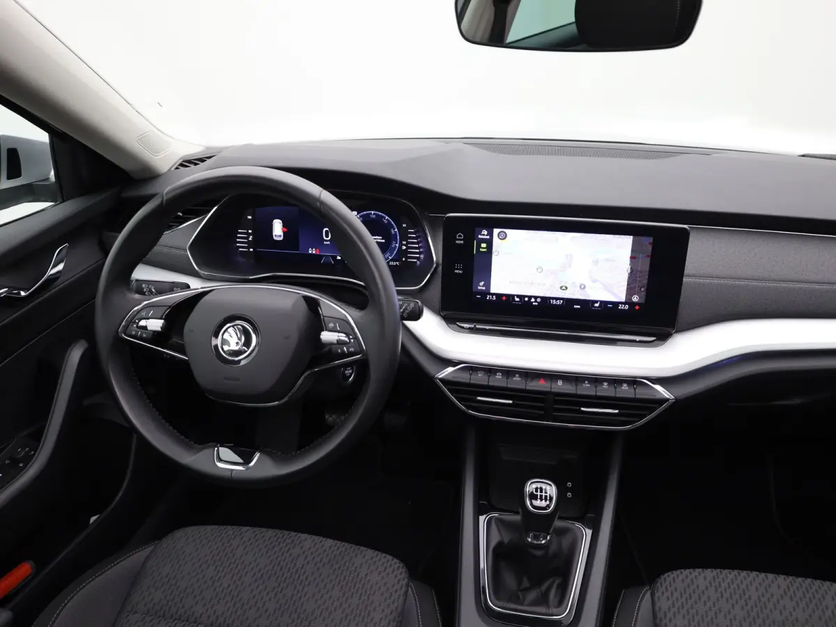 1.0 TSI Business Edition Plus | Panodak | Trekhaak elk. wegkl. | Camera | Elk. A-klep | Prijs Rijklaar!!
