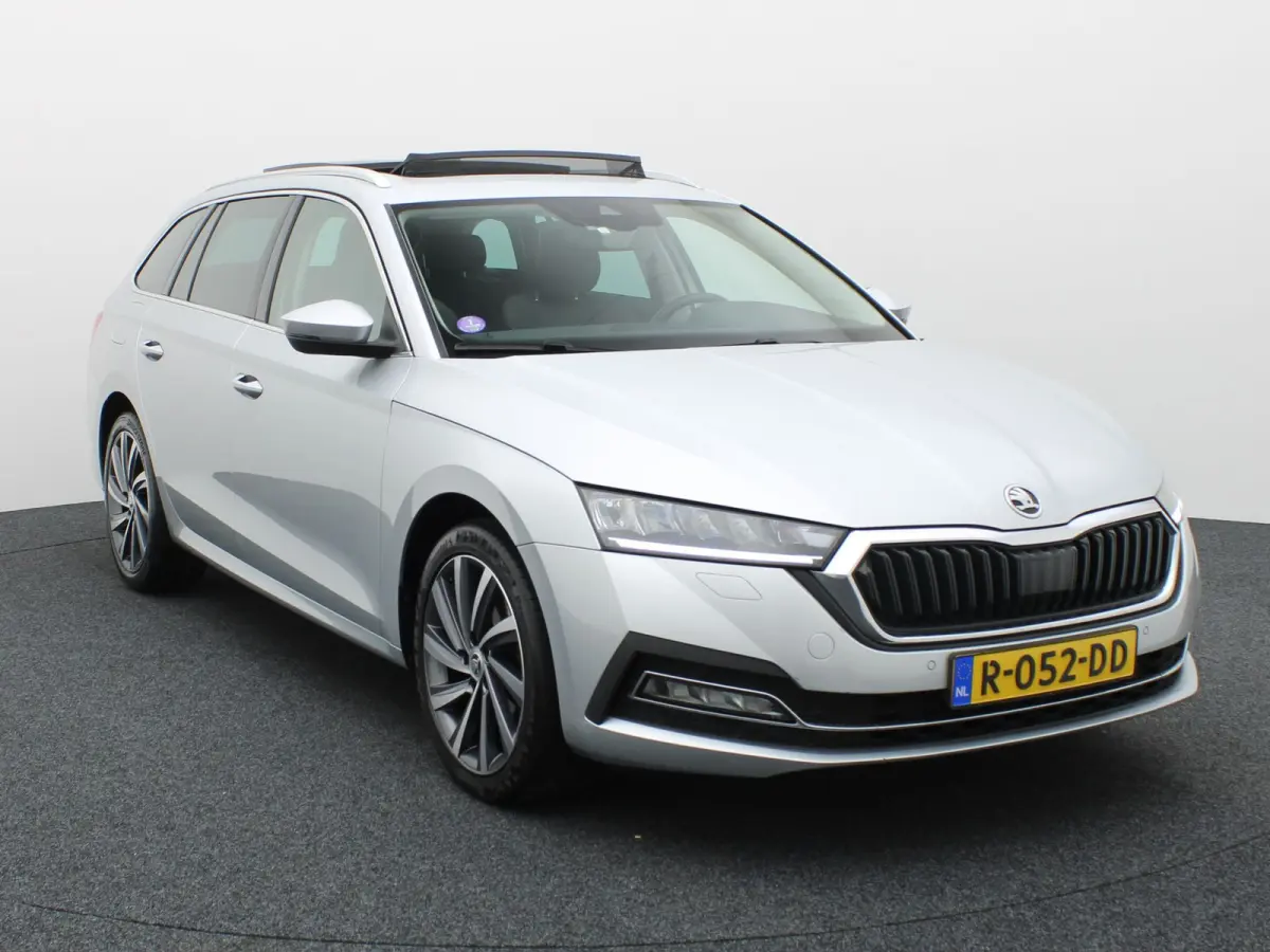 1.0 TSI Business Edition Plus | Panodak | Trekhaak elk. wegkl. | Camera | Elk. A-klep | Prijs Rijklaar!!
