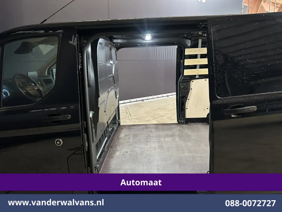 2.0 TDCI 130pk Automaat L2H1 Euro6 Airco | 2x zijdeur | Camera | LED | Apple Carplay | Cruisecontrol Verwarmde voorruit, LM velgen, Parkeersensoren, Bijrijdersbank
