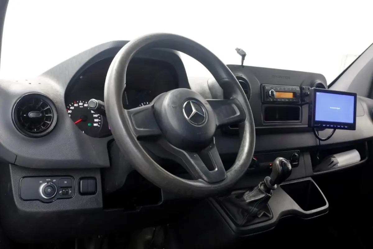 311 CDI 115pk E6 RWD Bakwagen met achterdeuren 2-Persoons 05-2021