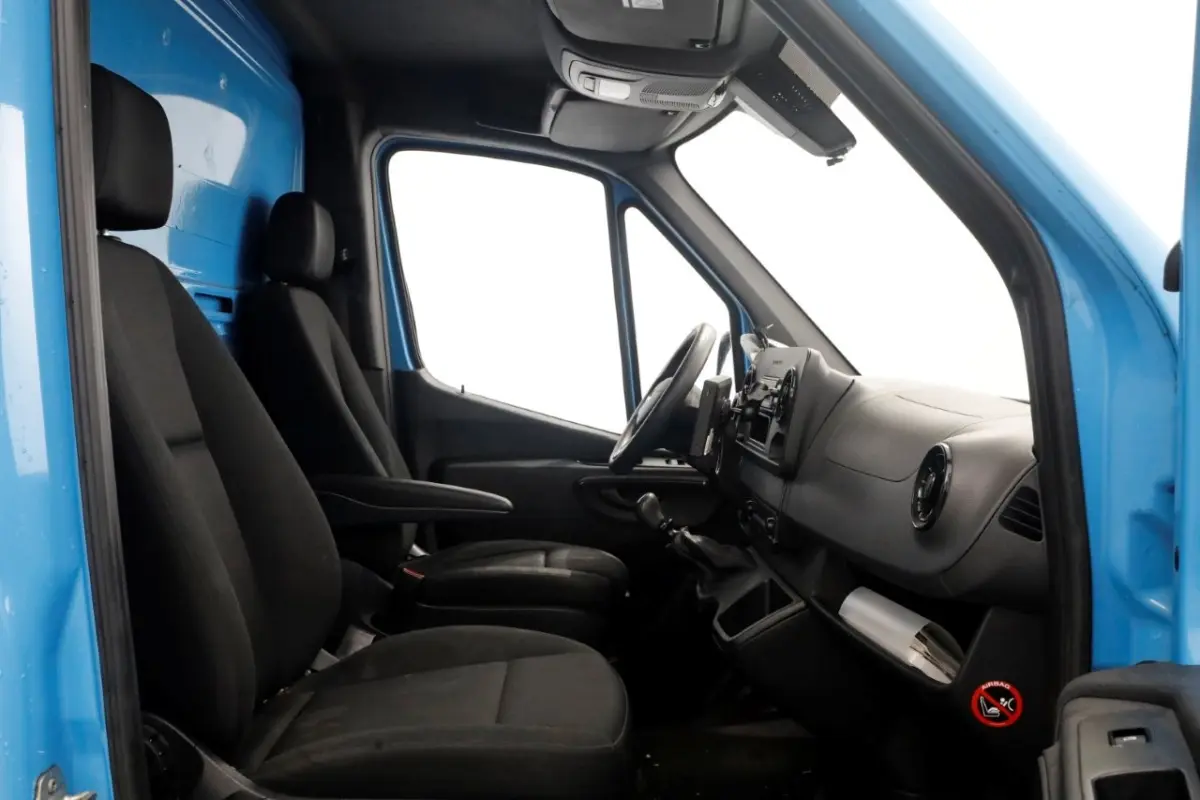 311 CDI 115pk E6 RWD Bakwagen met achterdeuren 2-Persoons 05-2021