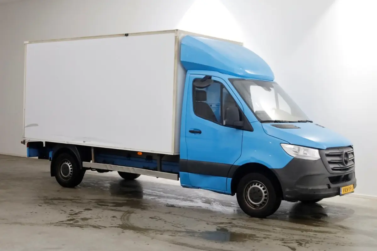 311 CDI 115pk E6 RWD Bakwagen met achterdeuren 2-Persoons 05-2021