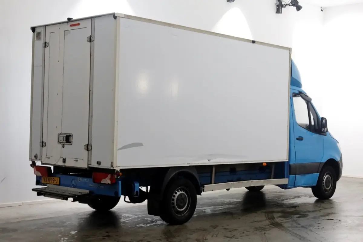 311 CDI 115pk E6 RWD Bakwagen met achterdeuren 2-Persoons 05-2021