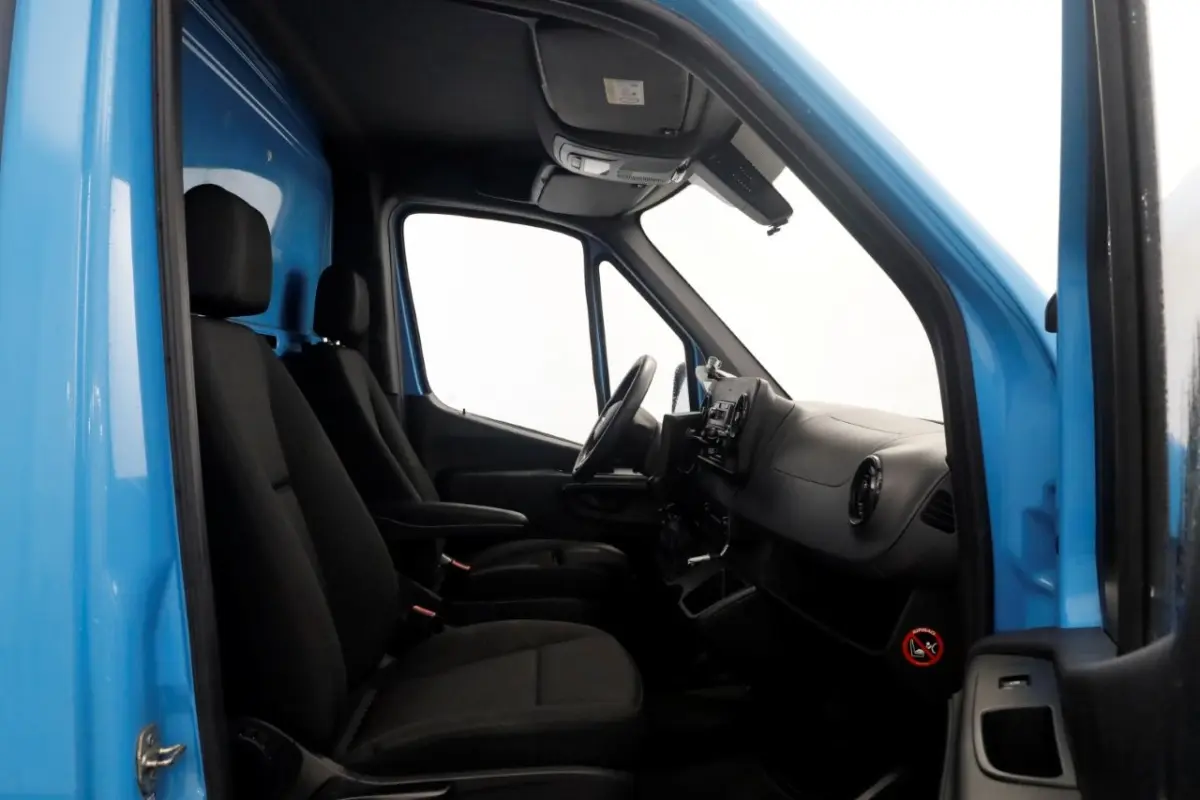 311 CDI 115pk E6 RWD Bakwagen met achterdeuren 2-Persoons 06-2021