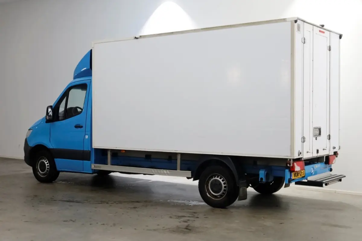 311 CDI 115pk E6 RWD Bakwagen met achterdeuren 2-Persoons 05-2021