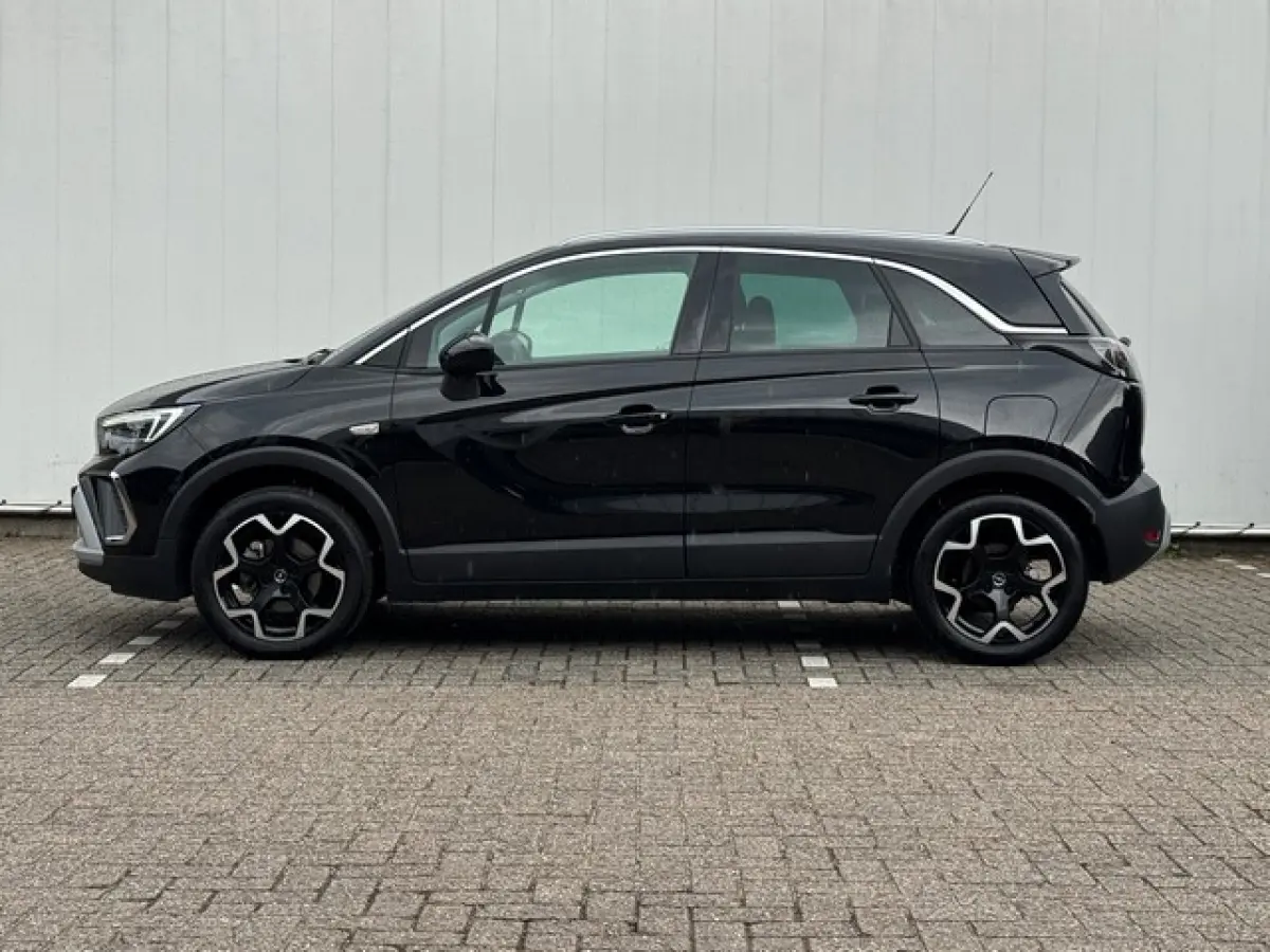 1.2 Turbo Ultimate met Navi/Camera, AGR met Alcantara, 17inch
