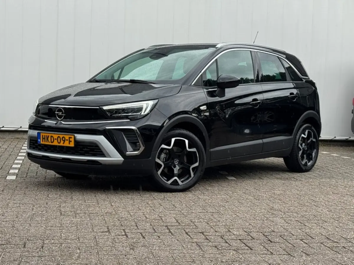 1.2 Turbo Ultimate met Navi/Camera, AGR met Alcantara, 17inch