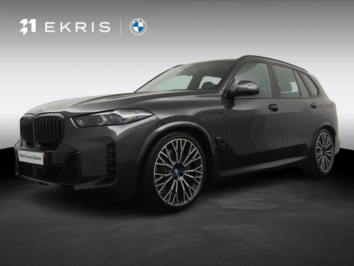 xDrive50e | SoH 100% | M Sportpakket | Panoramadak | Head-Up | Harman Kardon | Stoelventilatie | Stoelverwarming V+A | Carbon interieur | 22'' | Comfortzetels |