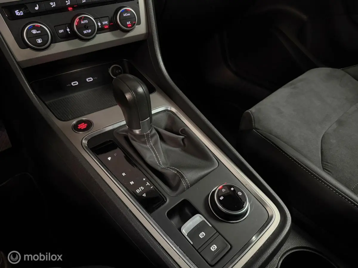 1.5 TSI |Lederen Bekleding| ACC| Camera| Carplay