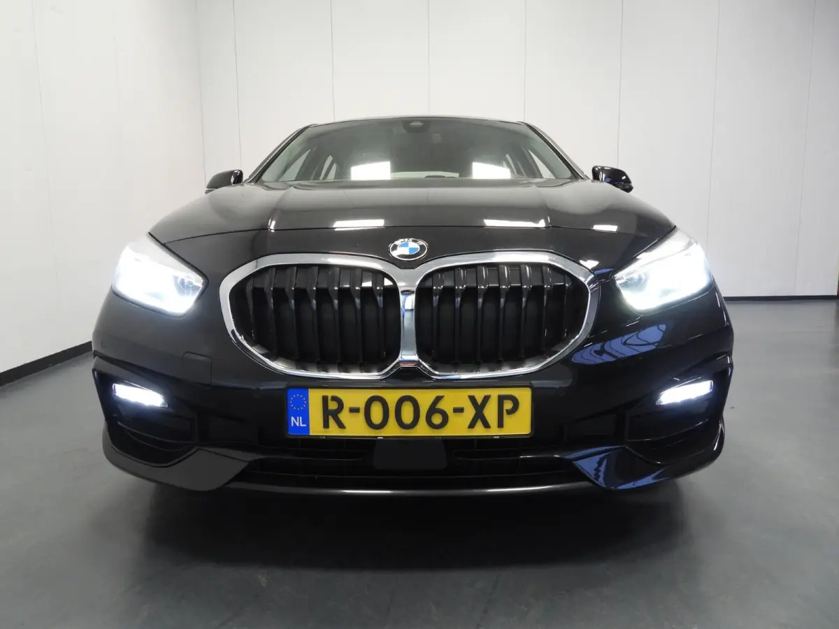 118i Aut. Intro Sport Line VOL LEER/NAVI/CAMERA/LED/18"LMV!