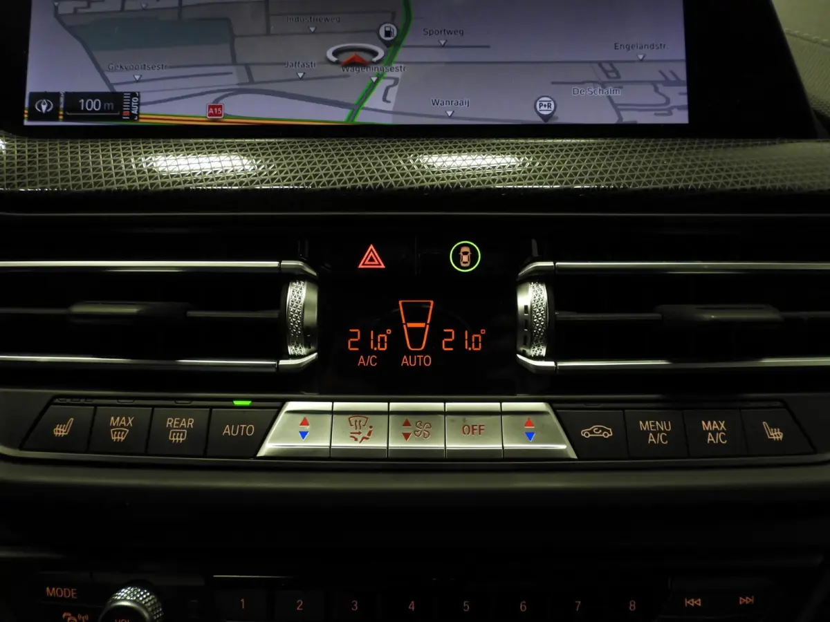 118i Aut. Intro Sport Line VOL LEER/NAVI/CAMERA/LED/18"LMV!