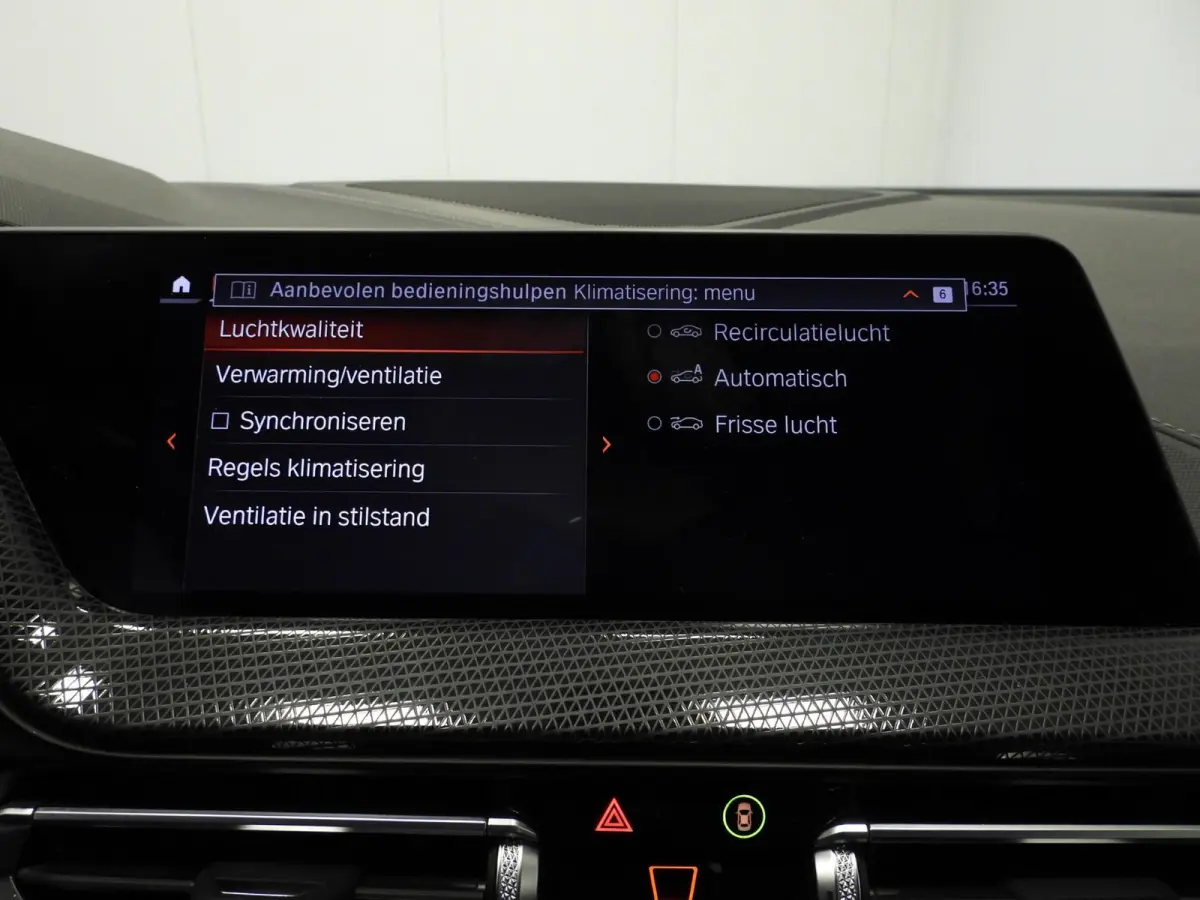 118i Aut. Intro Sport Line VOL LEER/NAVI/CAMERA/LED/18"LMV!