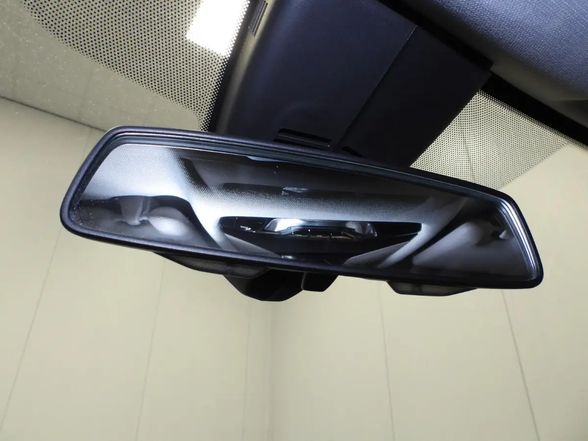 118i Aut. Intro Sport Line VOL LEER/NAVI/CAMERA/LED/18"LMV!