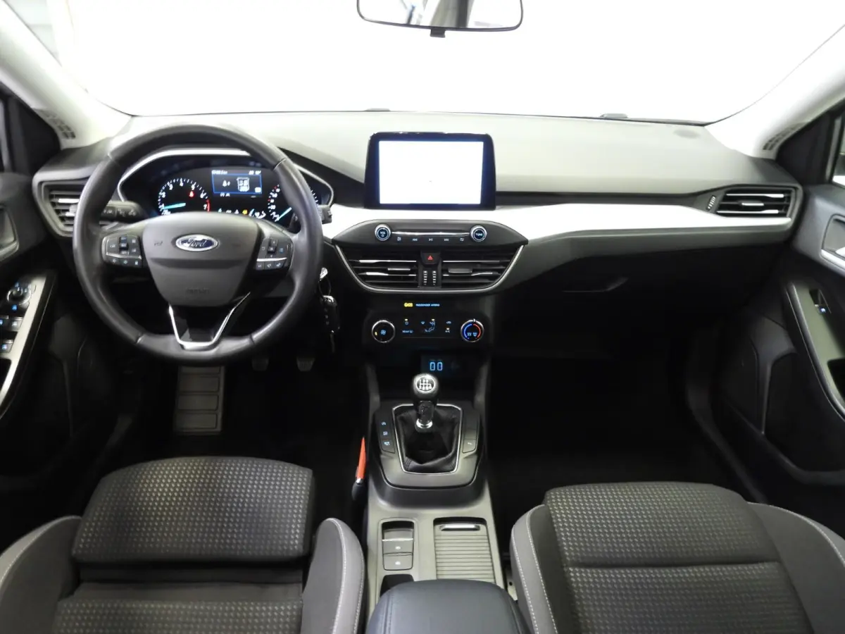 1.0 EcoBoost Hybrid Trend Business NAVI/CAMERA/CRUISE/LED/16"LMV!