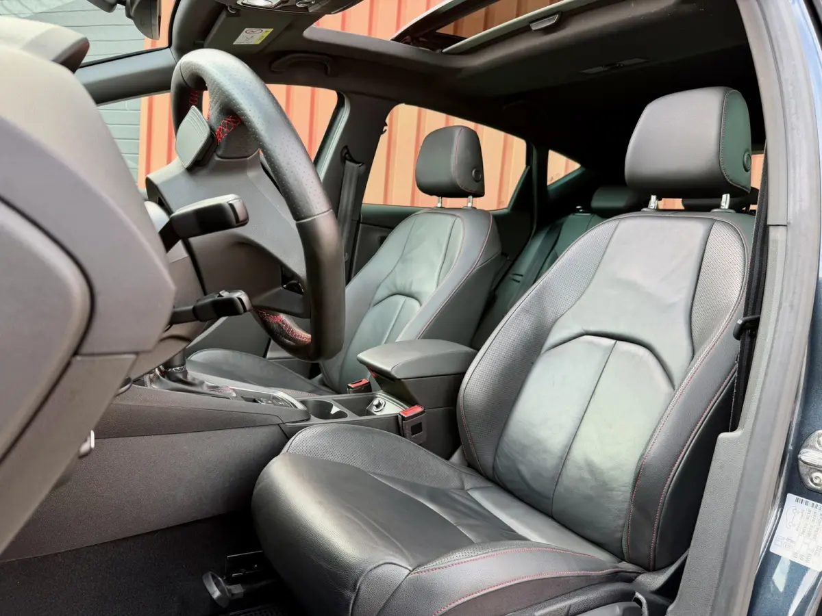 1.5 TSI FR Pano Virtual Beats Carplay Keyless Leer