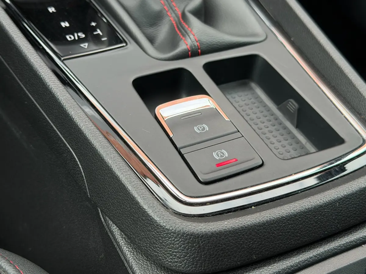 1.5 TSI FR Pano Virtual Beats Carplay Keyless Leer