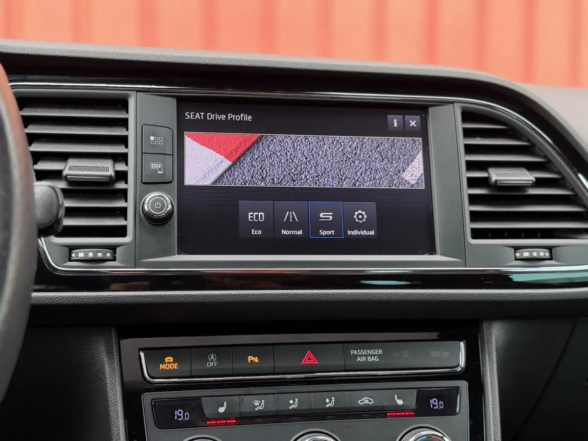 1.5 TSI FR Pano Virtual Beats Carplay Keyless Leer