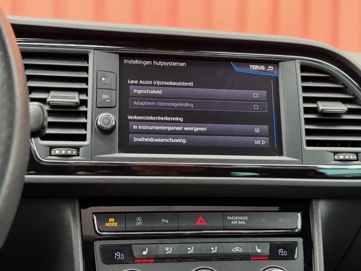 1.5 TSI FR Pano Virtual Beats Carplay Keyless Leer