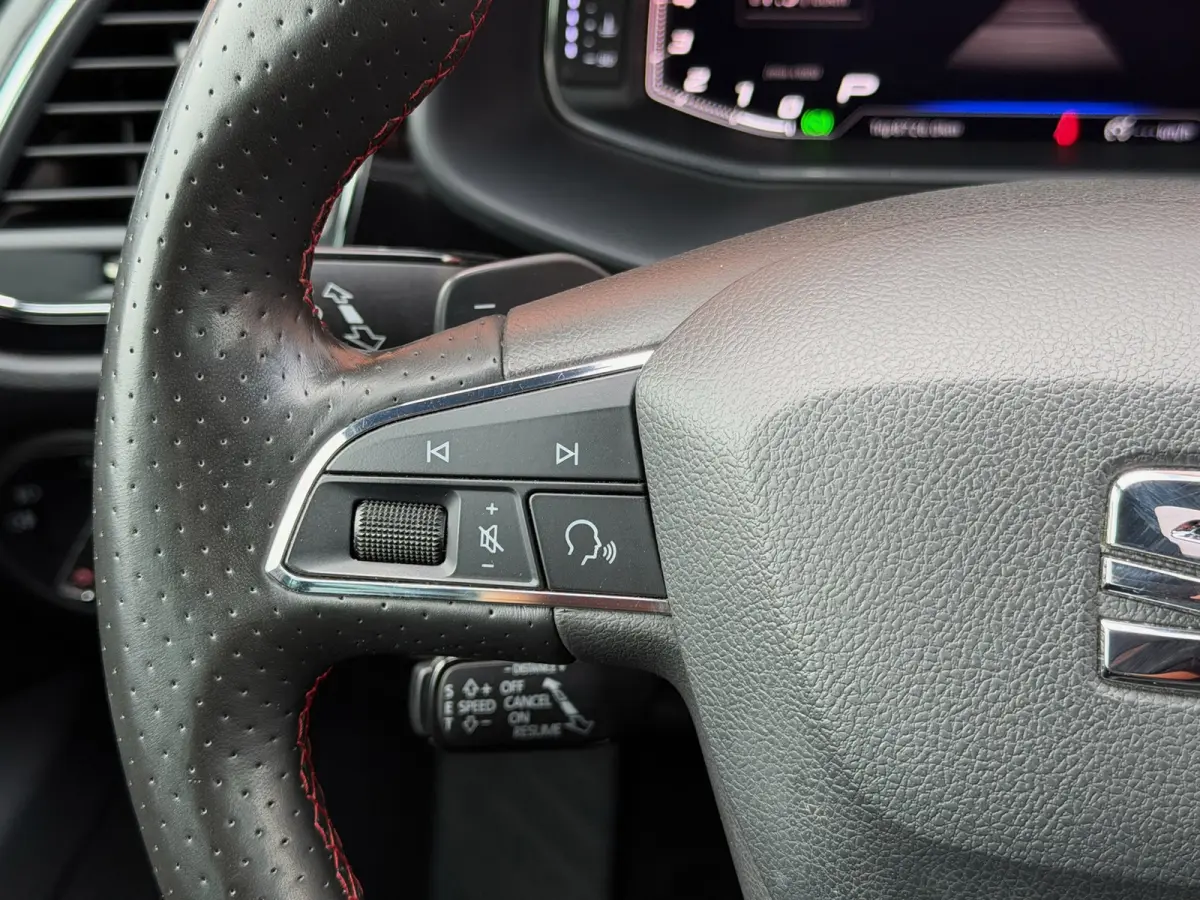 1.5 TSI FR Pano Virtual Beats Carplay Keyless Leer