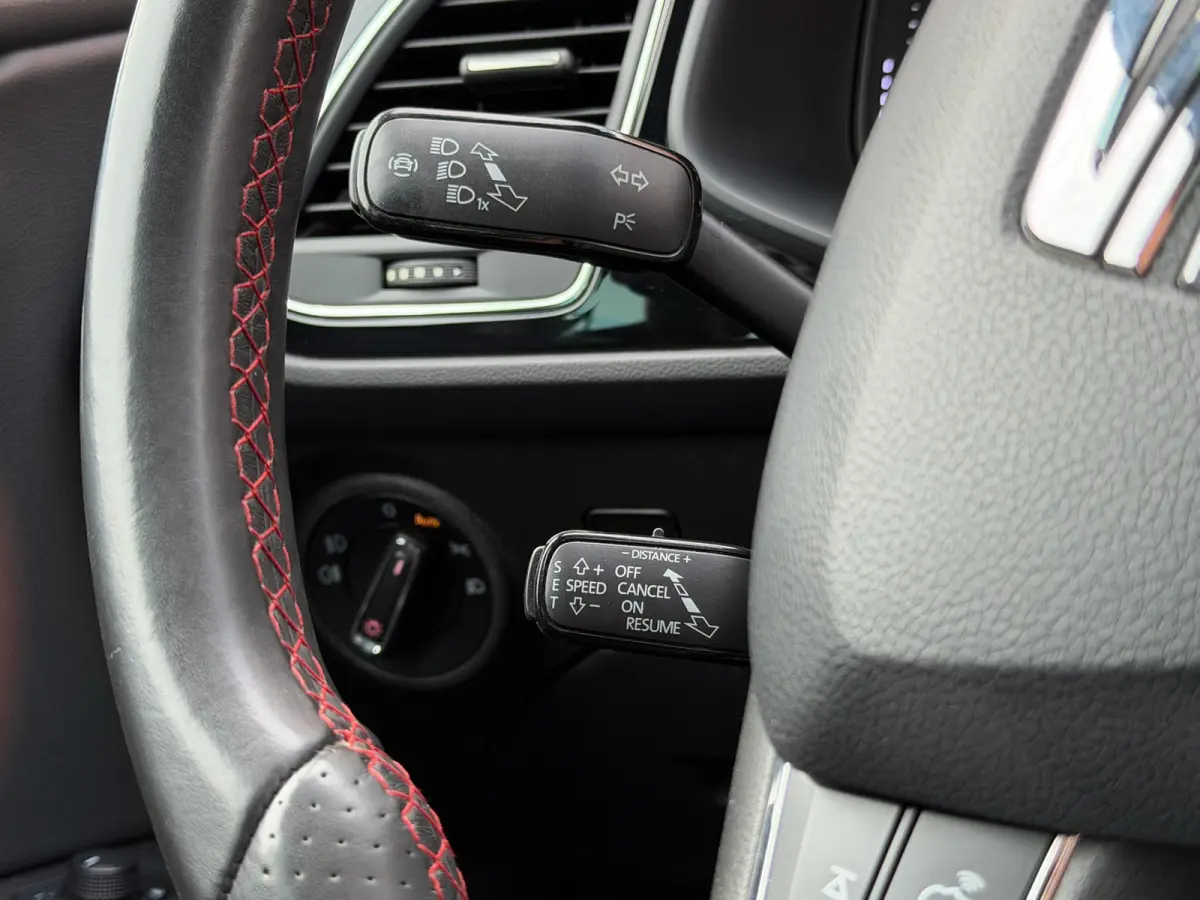 1.5 TSI FR Pano Virtual Beats Carplay Keyless Leer