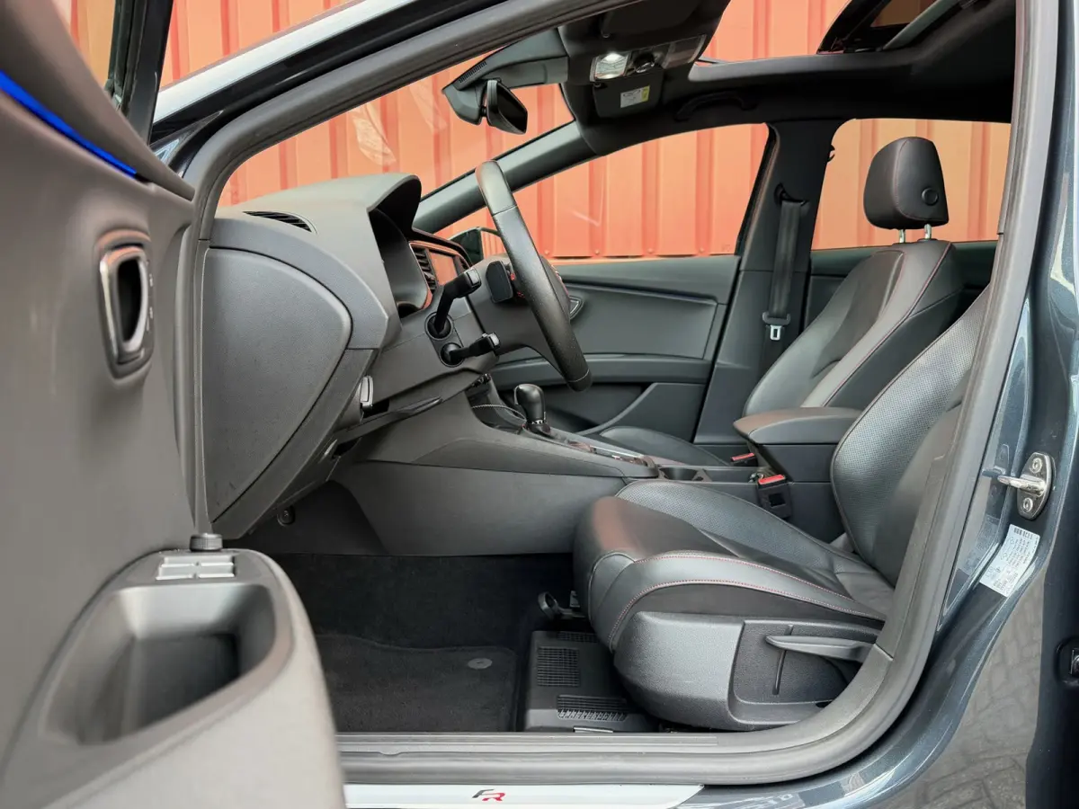 1.5 TSI FR Pano Virtual Beats Carplay Keyless Leer