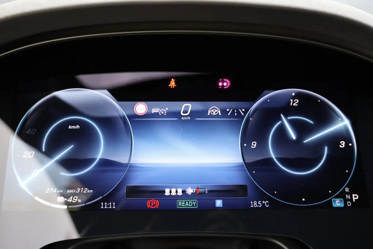 450 4MATIC AMG Line 108 kWh | hyperscreen | head-up | elek. trekhaak | massage stoel(en) | stoelkoeling | 1e eig