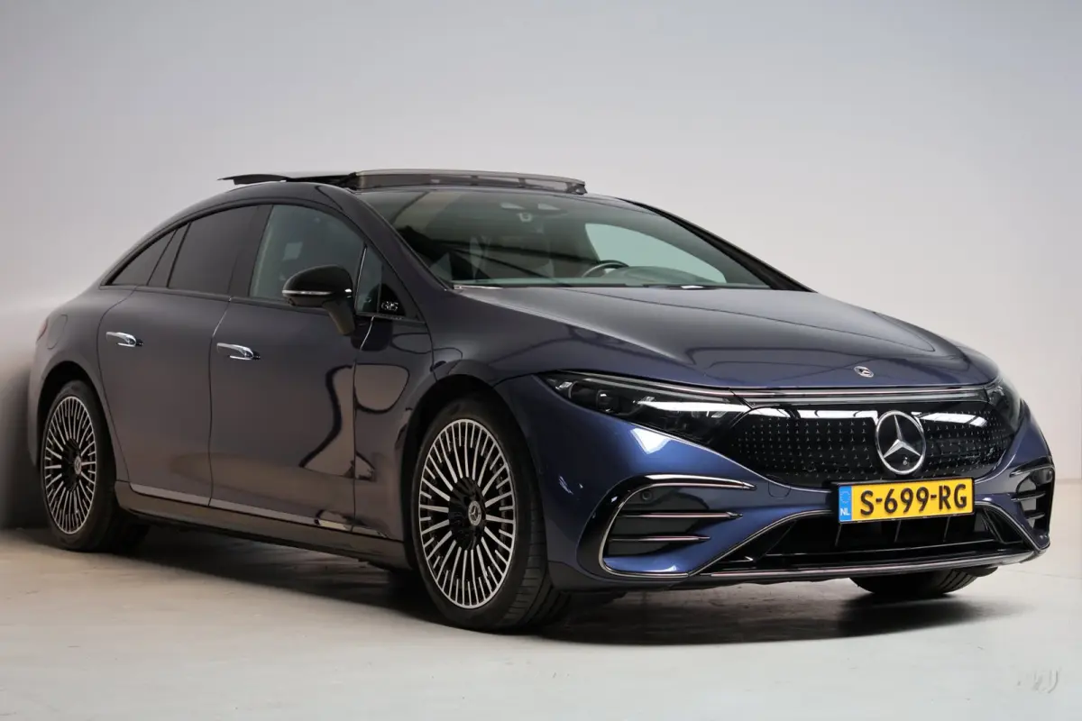 450 4MATIC AMG Line 108 kWh | hyperscreen | head-up | elek. trekhaak | massage stoel(en) | stoelkoeling | 1e eig
