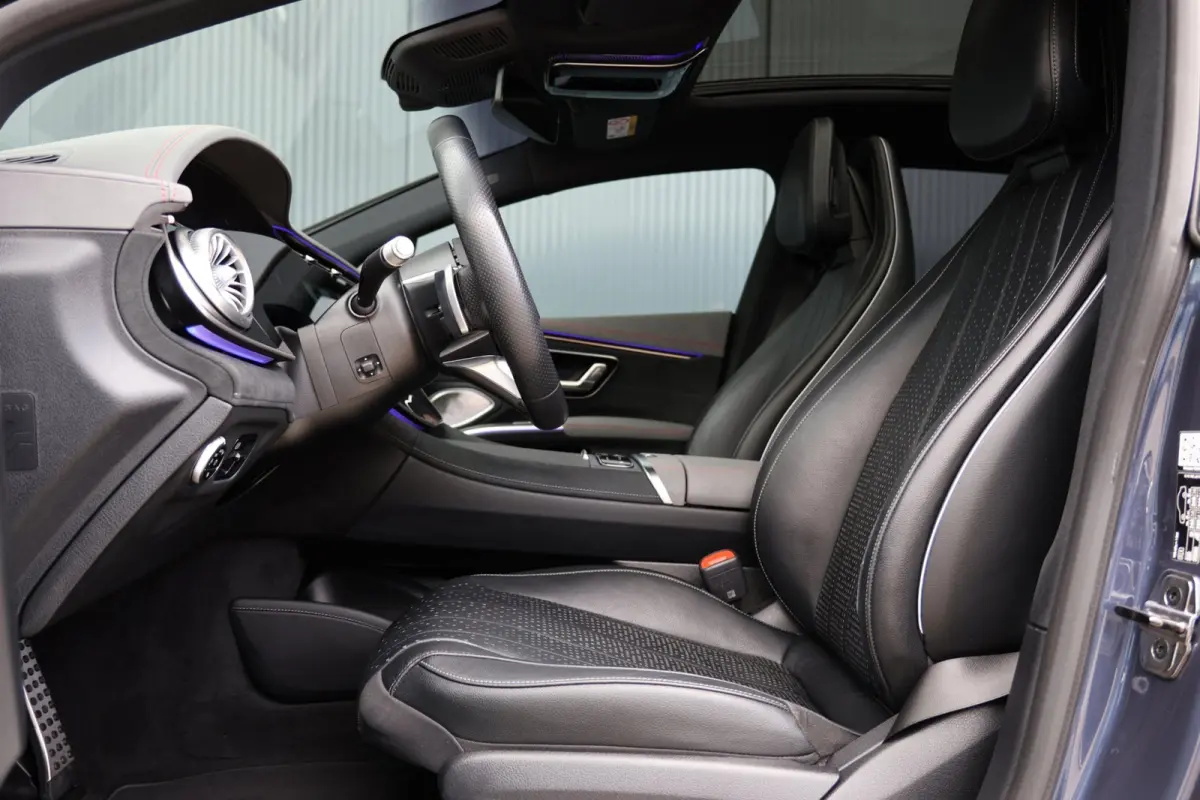 450 4MATIC AMG Line 108 kWh | hyperscreen | head-up | elek. trekhaak | massage stoel(en) | stoelkoeling | 1e eig