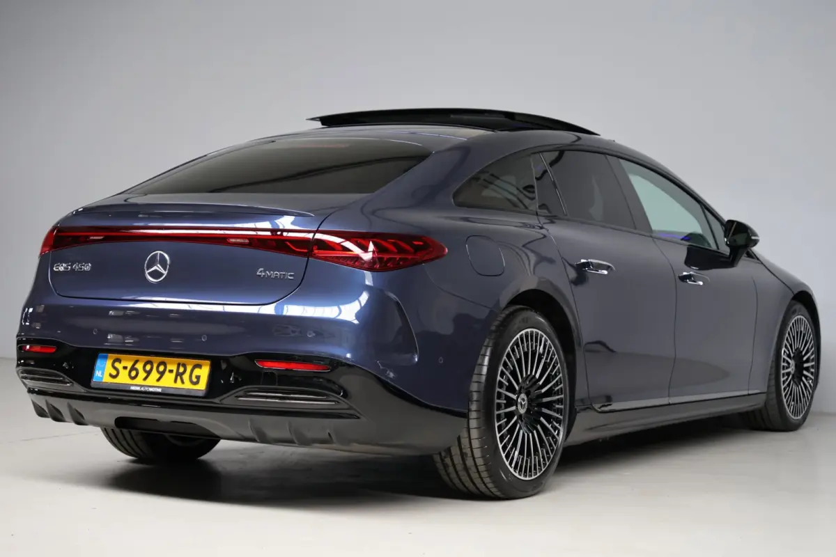 450 4MATIC AMG Line 108 kWh | hyperscreen | head-up | elek. trekhaak | massage stoel(en) | stoelkoeling | 1e eig