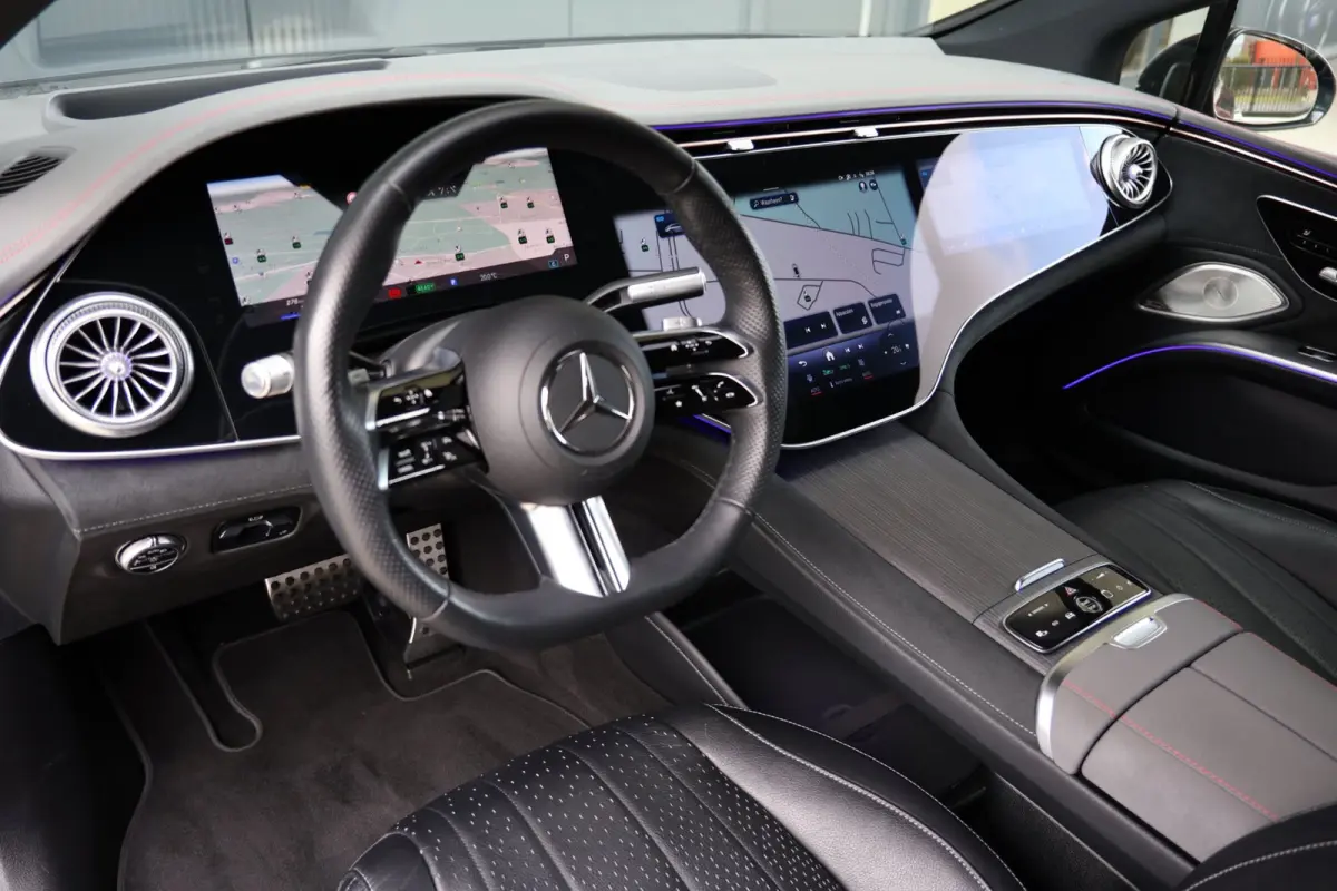 450 4MATIC AMG Line 108 kWh | hyperscreen | head-up | elek. trekhaak | massage stoel(en) | stoelkoeling | 1e eig