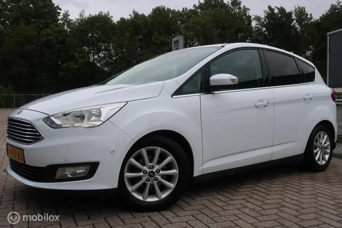 1.0 Titanium CLIMA, STOELVERWARM, CRUISECONTROL