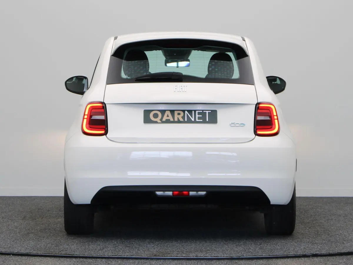 Icon 42 kWh | 320km WLTP | 85KWh Snelladen | Cruise control | Apple Carplay | Android Auto |