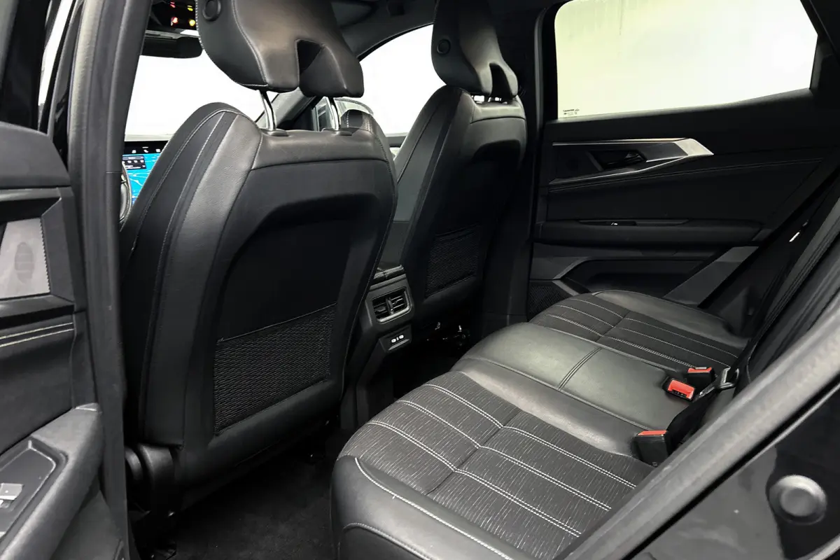 1.2 E-Tech full hybrid 200 techno | Camera | Half lederen bekleding