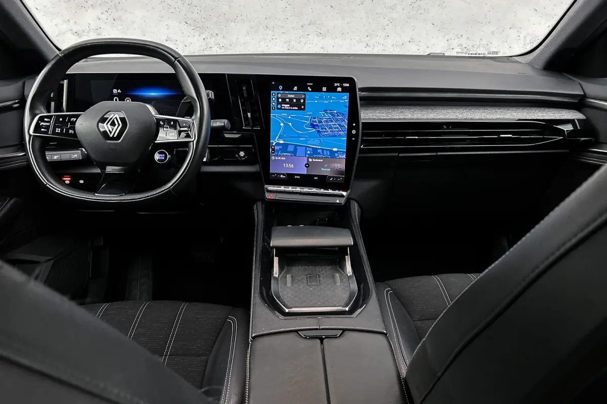 1.2 E-Tech full hybrid 200 techno | Camera | Half lederen bekleding