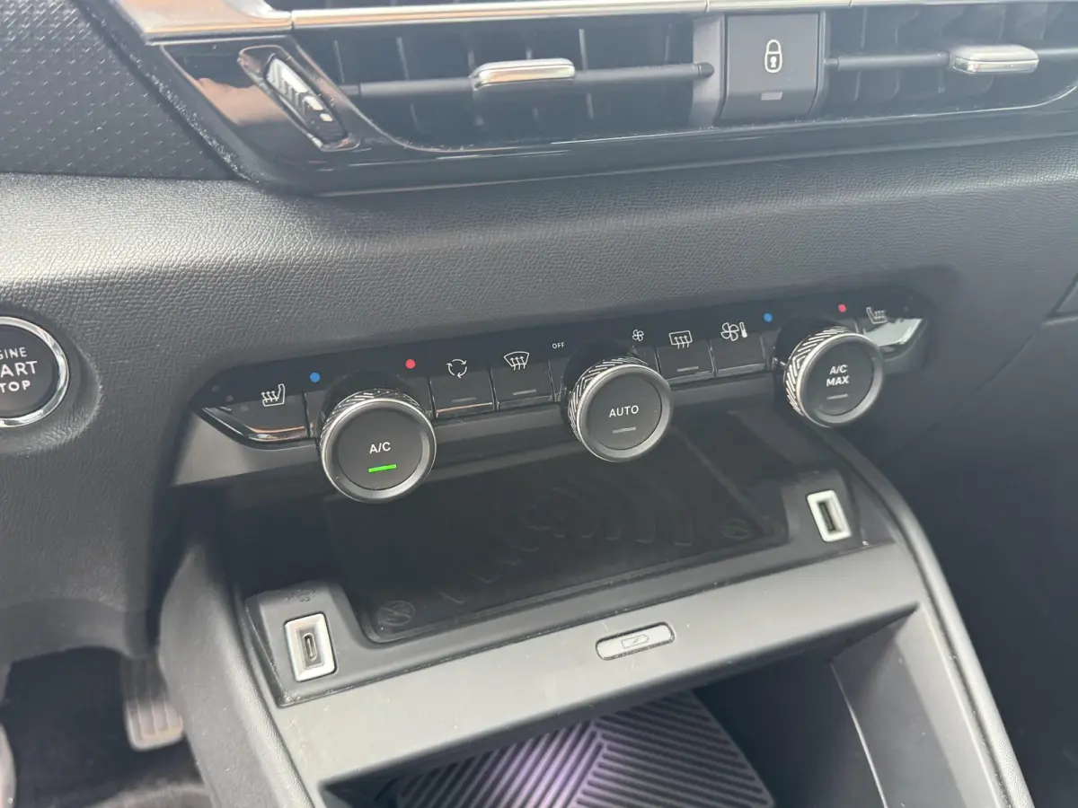 SHINE 50 kWh (88% SOH) I CLIMATE CONTROL I P-CAMERA I LEDEREN BEKLEDING I STOELVERWARMING