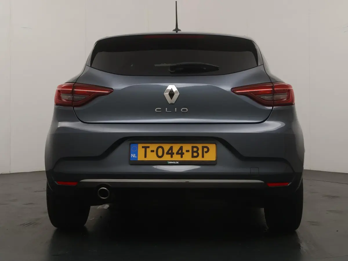 TCe 90 Intens | Navigatie | Parkeercamera | 17" lichtmetalen velgen |