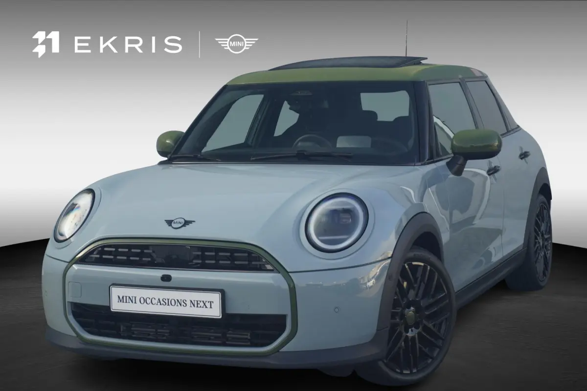 Cooper C Paul Smith Edition | Pakket L | Harman Kardon | Head-Up Display | Stoel & Stuurverwarming | Comfort Access | Panoramadak