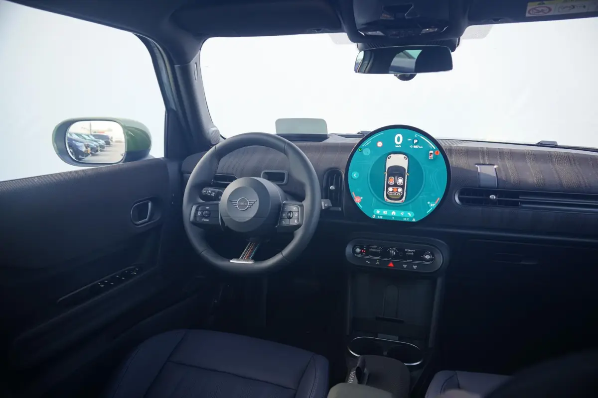 Cooper C Paul Smith Edition | Pakket L | Harman Kardon | Head-Up Display | Stoel & Stuurverwarming | Comfort Access | Panoramadak