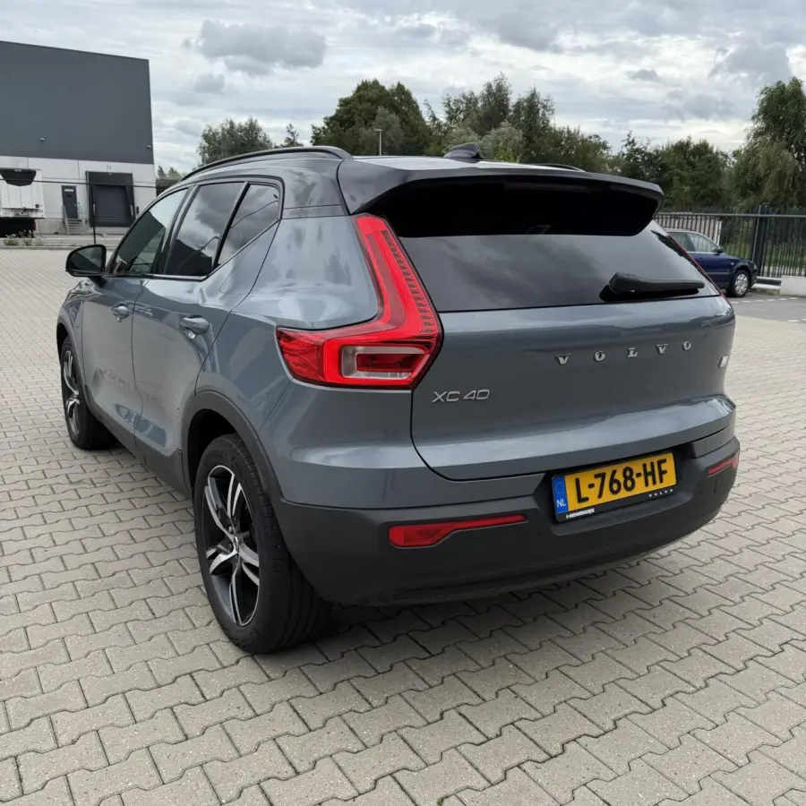 1.5 T5 R-Design 2021 | **NW ACCU**