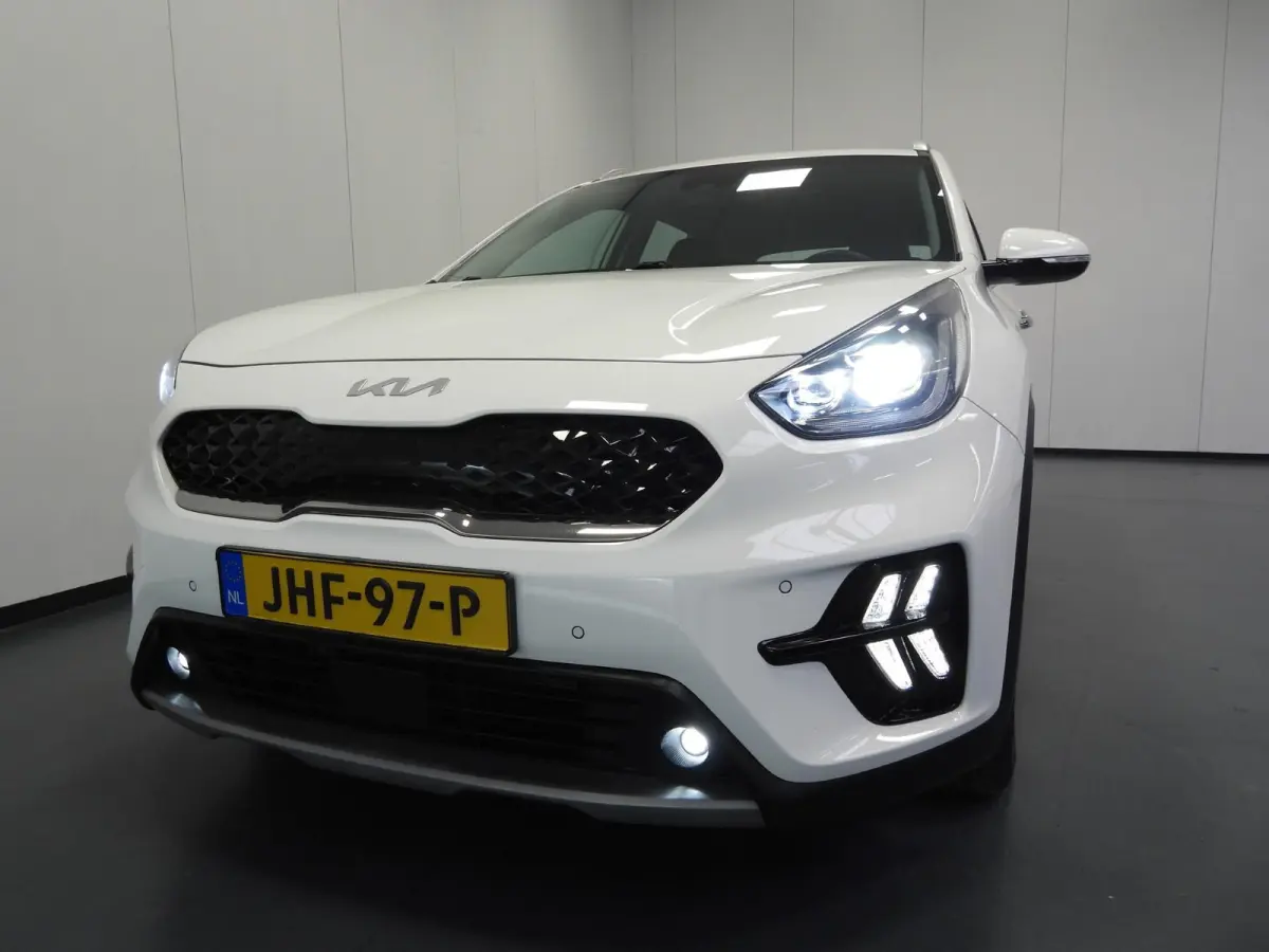 1.6 GDi PHEV Plug-In DynamicPlusLine NAVI/CAMERA/LED/16"LMV!