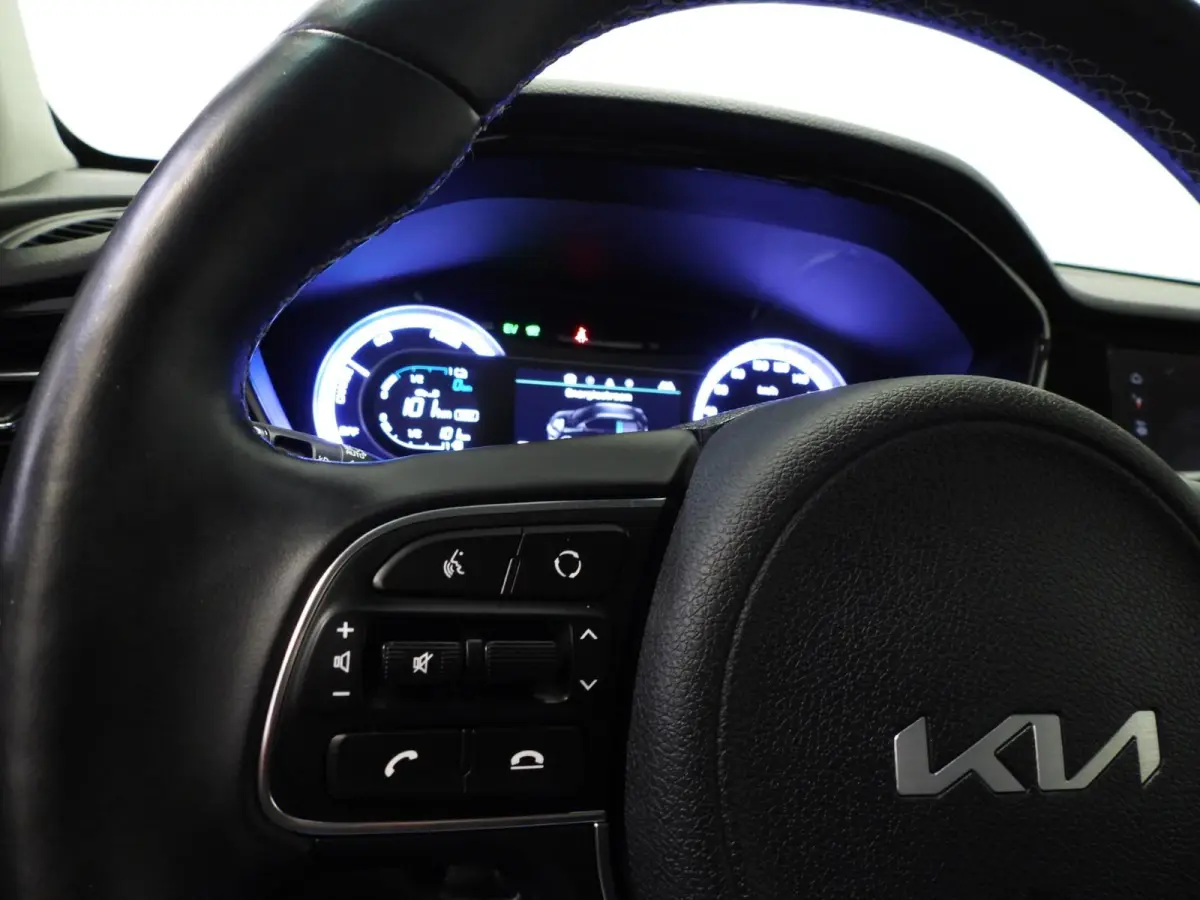 1.6 GDi PHEV Plug-In DynamicPlusLine NAVI/CAMERA/LED/16"LMV!