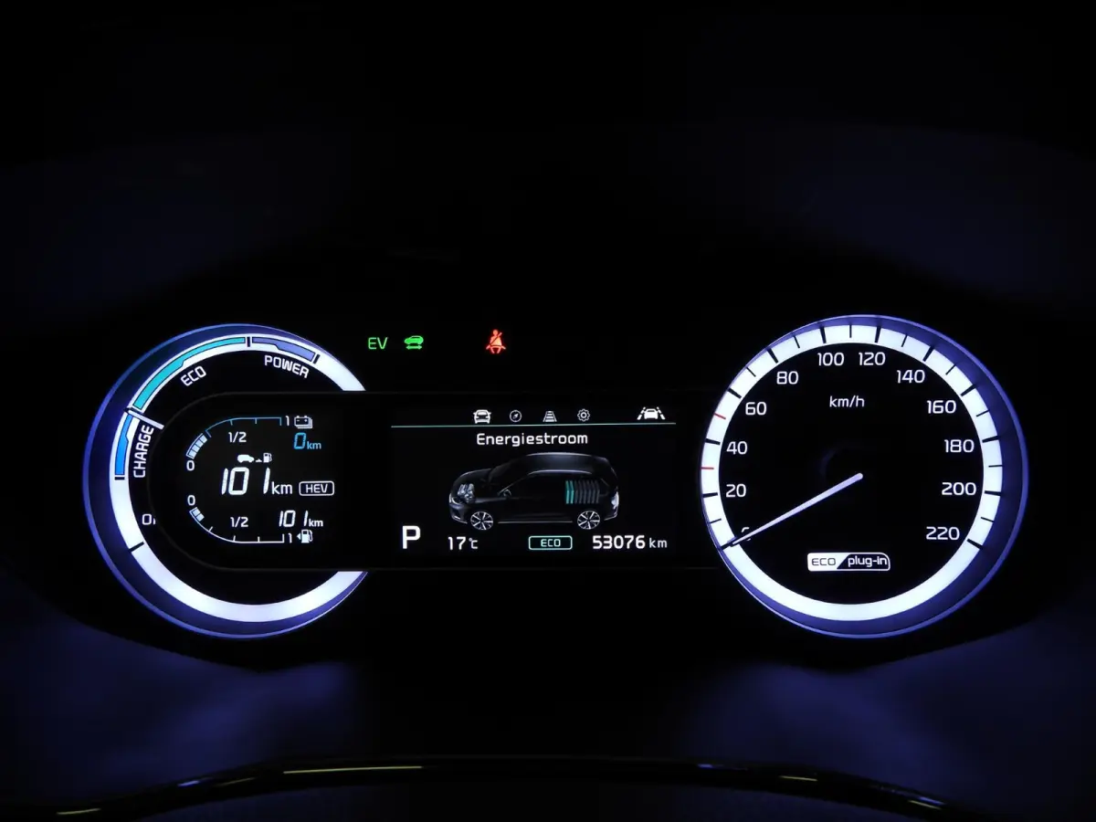 1.6 GDi PHEV Plug-In DynamicPlusLine NAVI/CAMERA/LED/16"LMV!